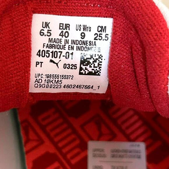 PUMA x Squishmallows LIMITED Red Sneakers 405107-01 - Women’s 9 | NEW - Picture 6 of 6